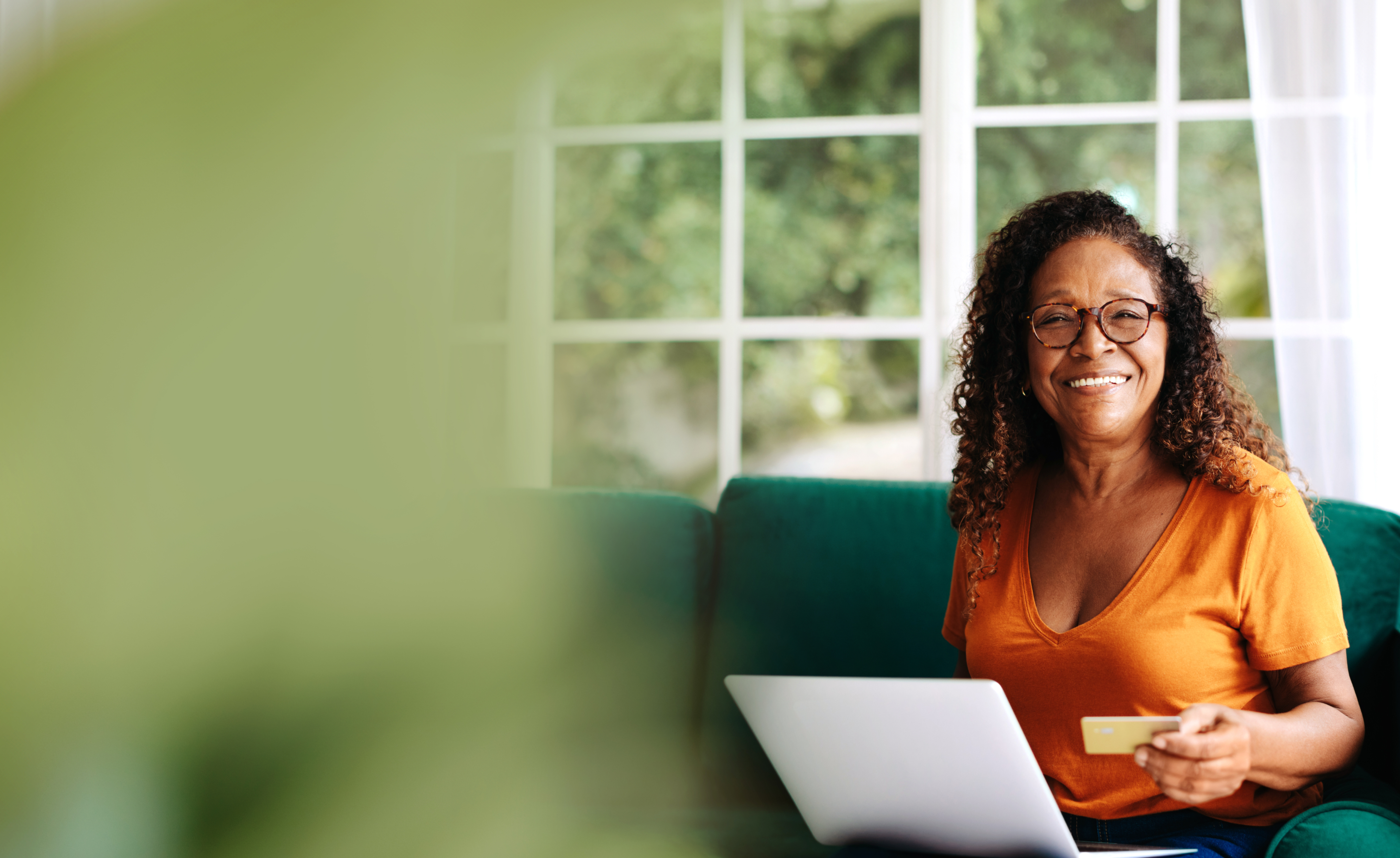 Advantage Solutions Hero Banner